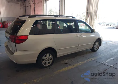 2005 Toyota Sienna Xle z USA, uszkodzony, nr VIN 5TDZA22C45S300281